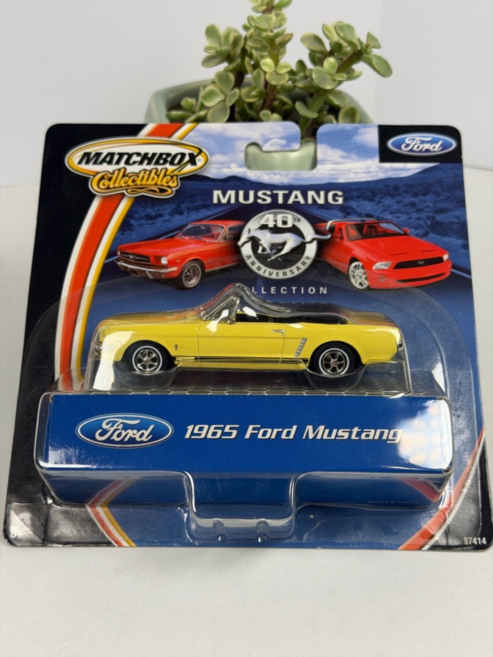 Matchbox 1965 Ford Mustang 40th Anniversary Yellow Sealed Collectible Diecast